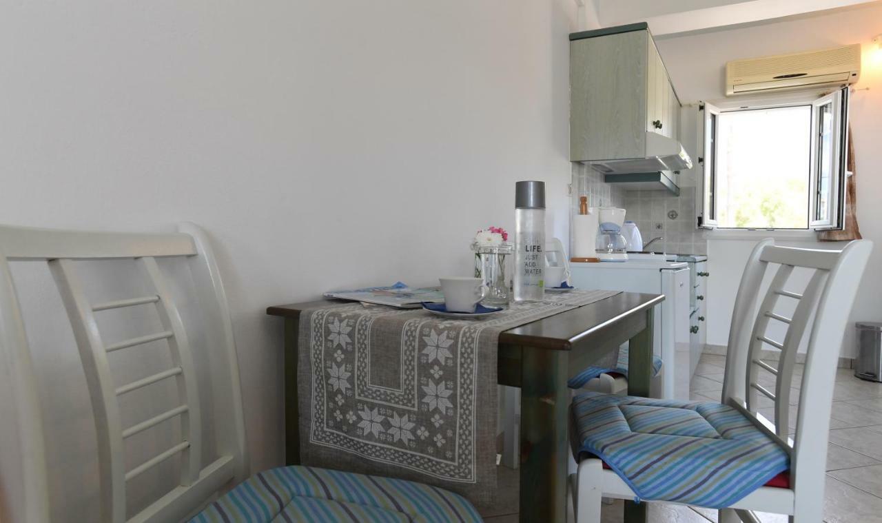Nostos Beachfront Apartments & Studios Agios Ioannis  Eksteriør bilde